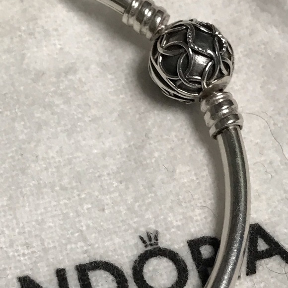 Authentic Pandora Moments Bangle Bracelet - Picture 3 of 3